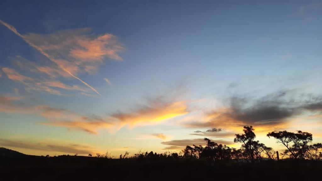 Pousada Por Do Sol クーニャ エクステリア 写真